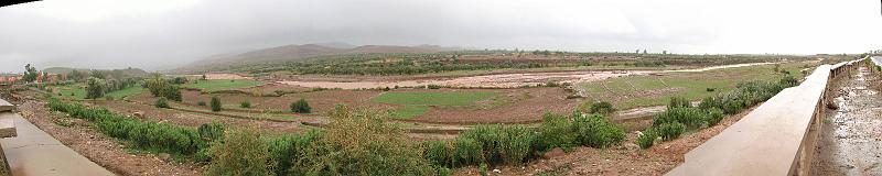 1er_jour 003-008_pano_oued.JPG